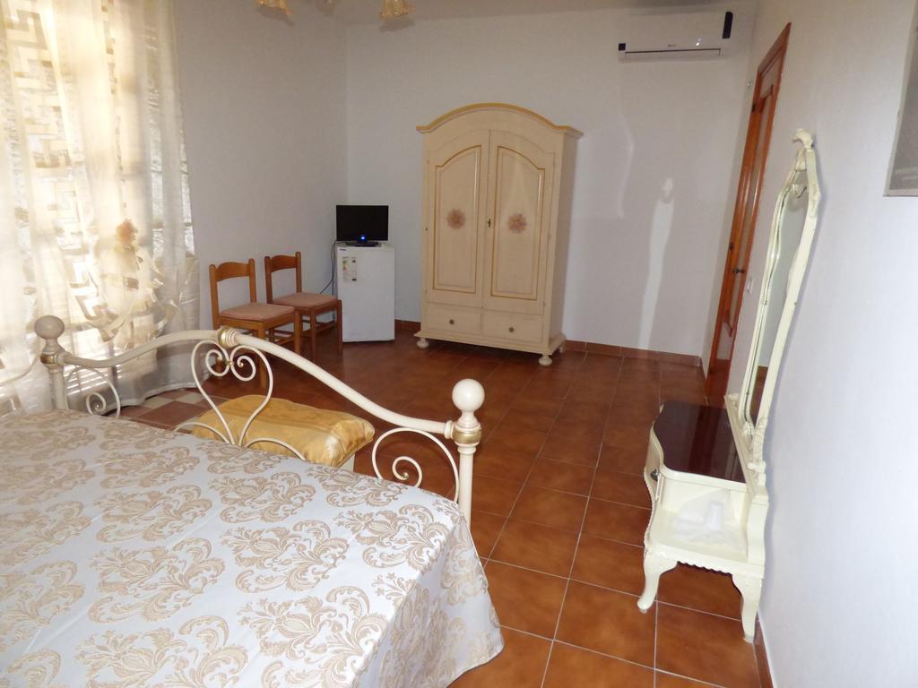 B&B Baia Turchese Porto Ottiolu Bilik gambar